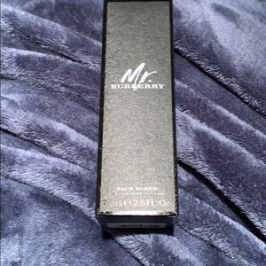 MR BURBERRY FACE SCRUB